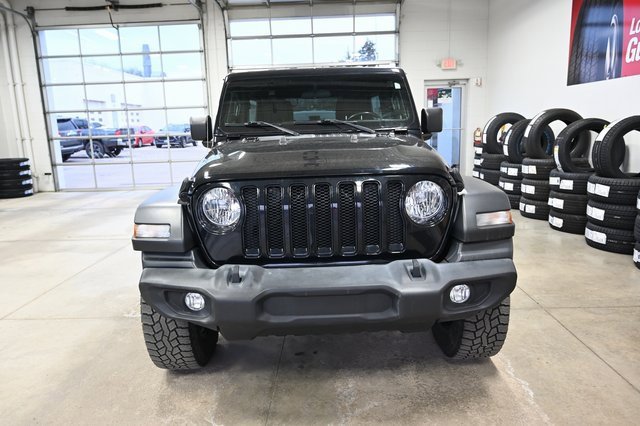 Used 2020 Jeep Wrangler Unlimited Sport image 2