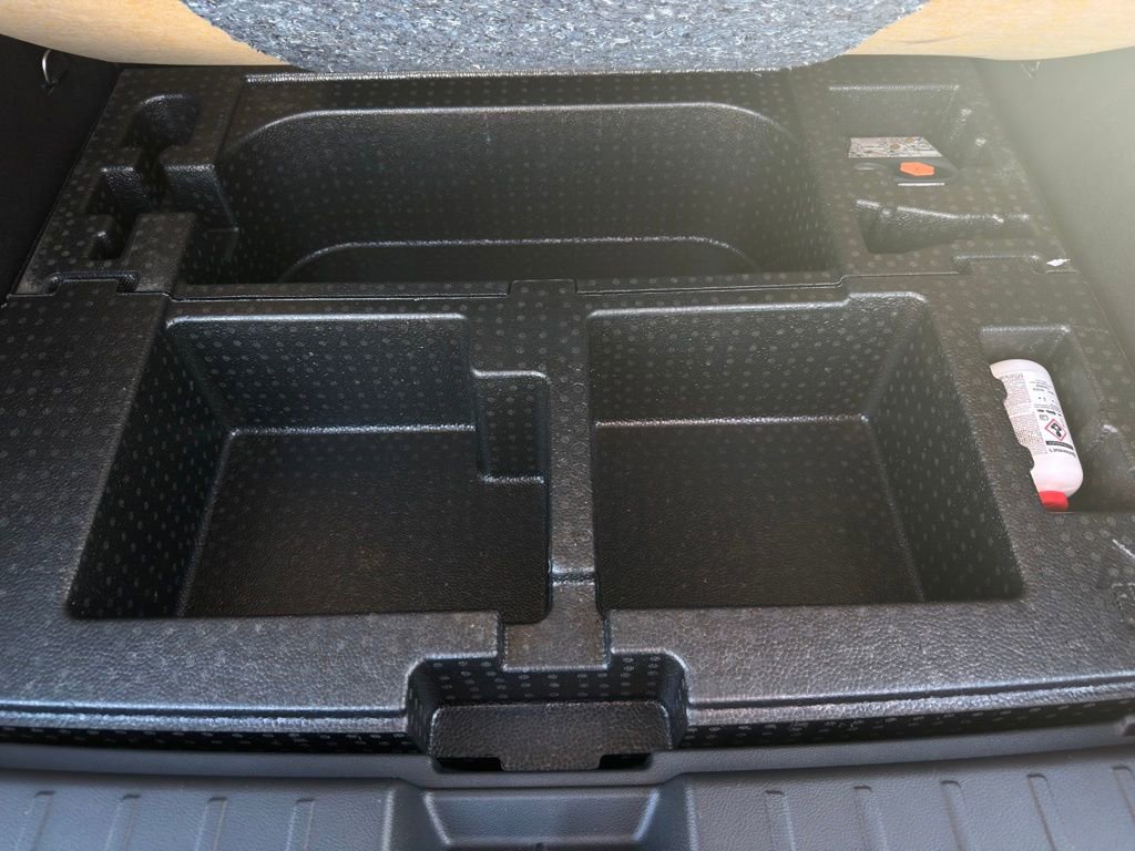 New 2026 Nissan Kicks SR w/ Interior Electronics Package image 17