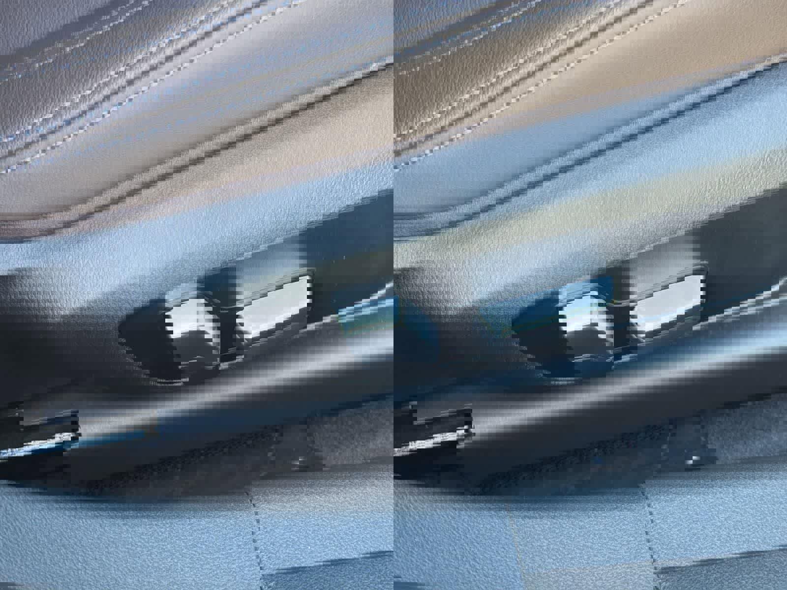 Used 2023 BMW M340i xDrive w/ Premium Package image 34