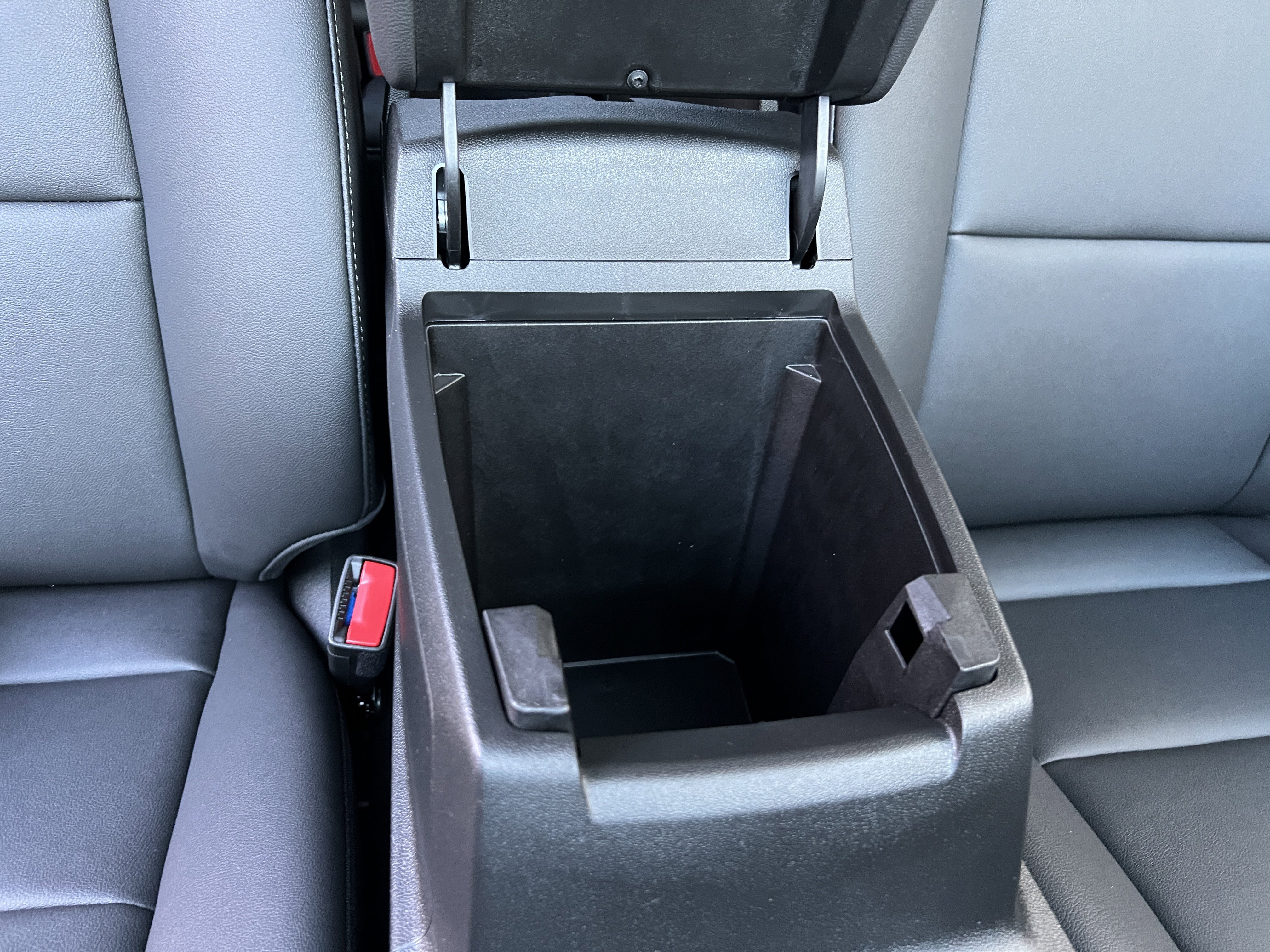 New 2026 GMC Canyon Elevation w/ Convenience Package image 21