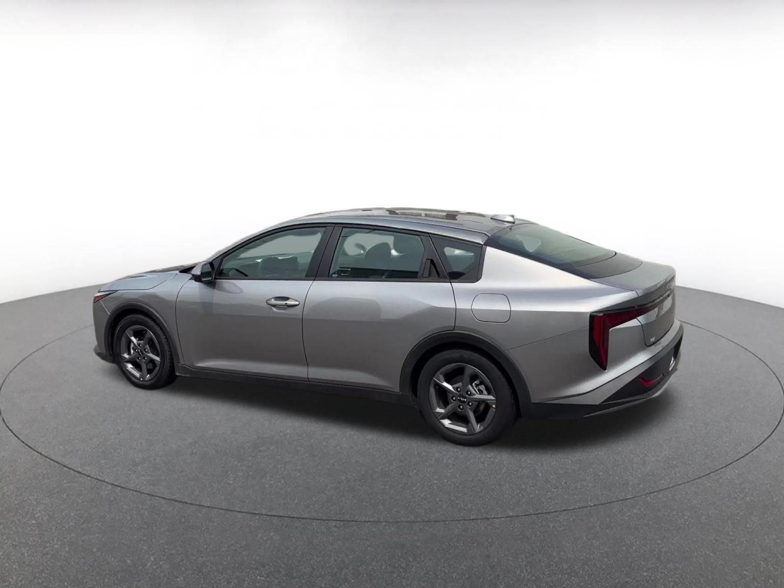 Used 2025 Kia K4 FWD image 10