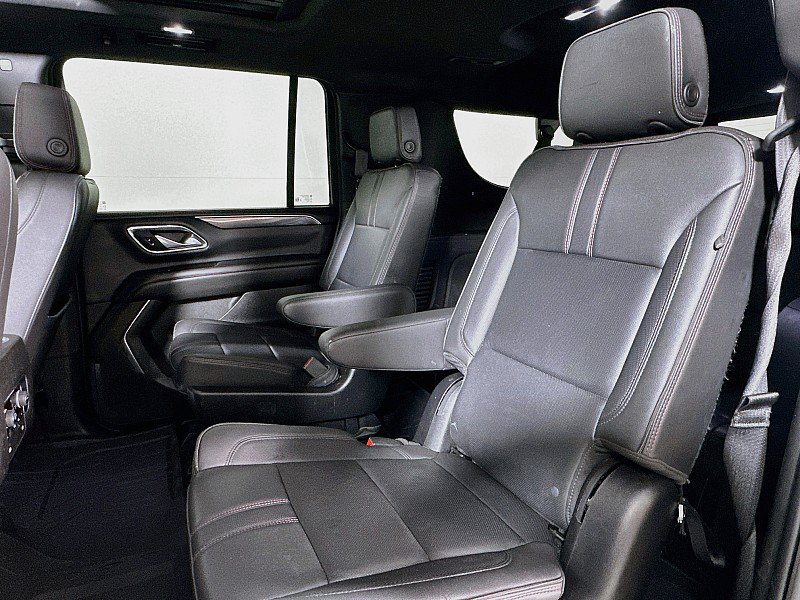 Used 2024 Chevrolet Suburban RST w/ Luxury Package AWD/4WD image 23