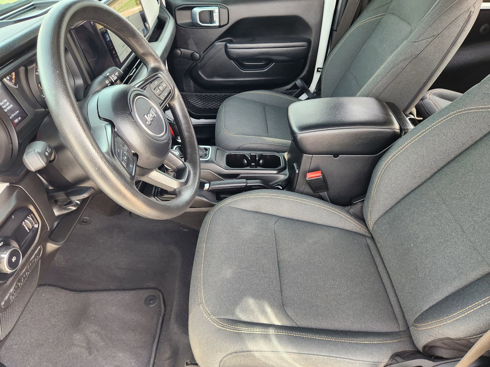 Used 2024 Jeep Wrangler Sport image 14