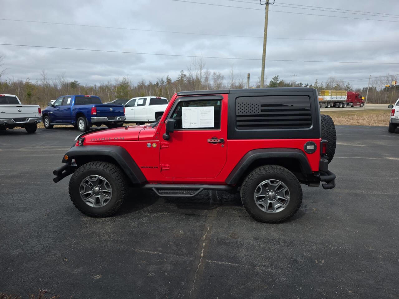 Used 2015 Jeep Wrangler Rubicon w/ Power Convenience Group AWD/4WD image 9