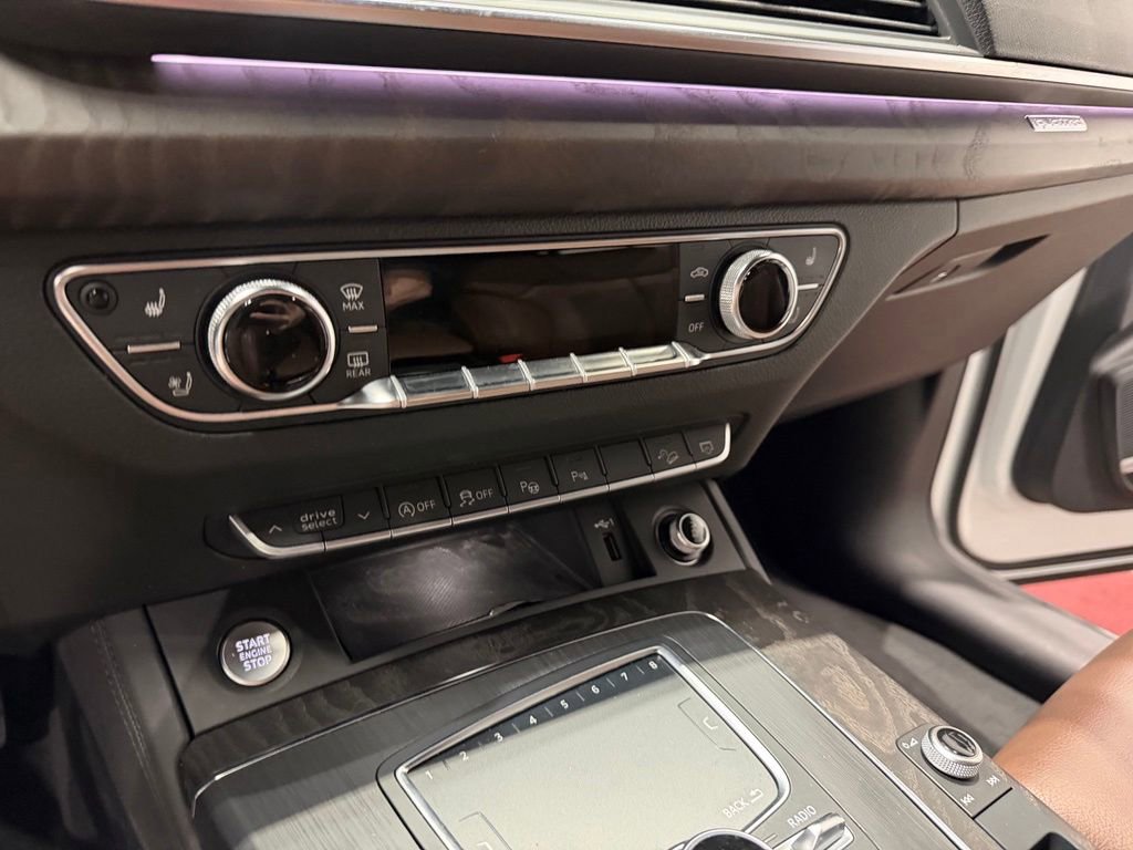 Used 2019 Audi Q5 Prestige w/ Prestige Package AWD/4WD image 42