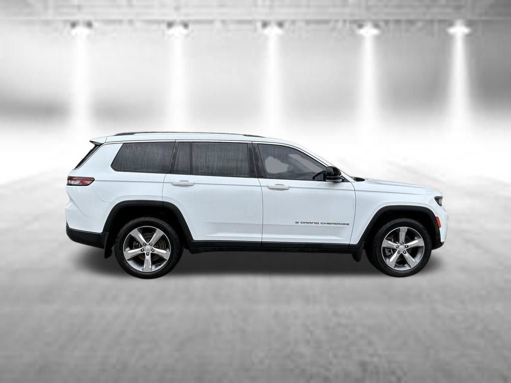 Certified 2022 Jeep Grand Cherokee L Limited RWD image 8
