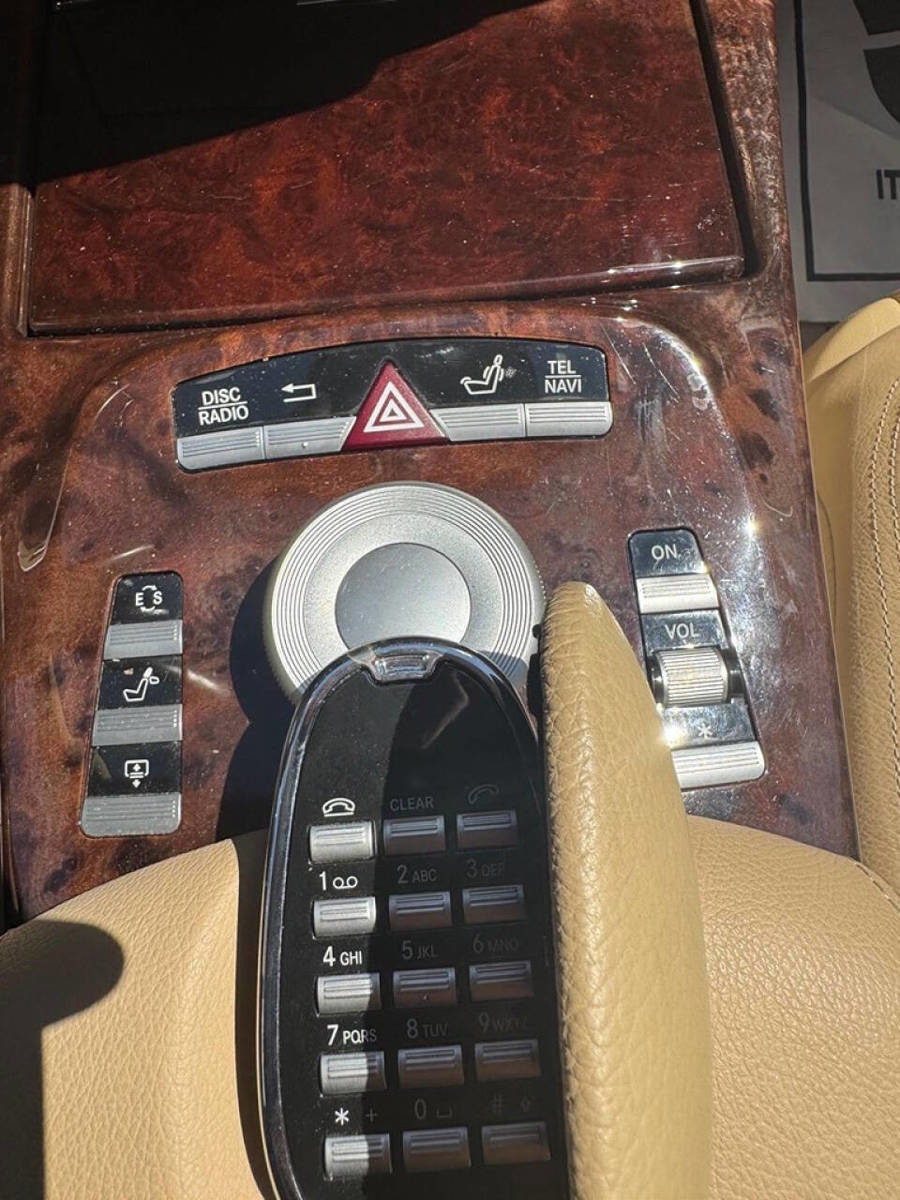 Used 2012 Mercedes-Benz S 550 4MATIC image 28