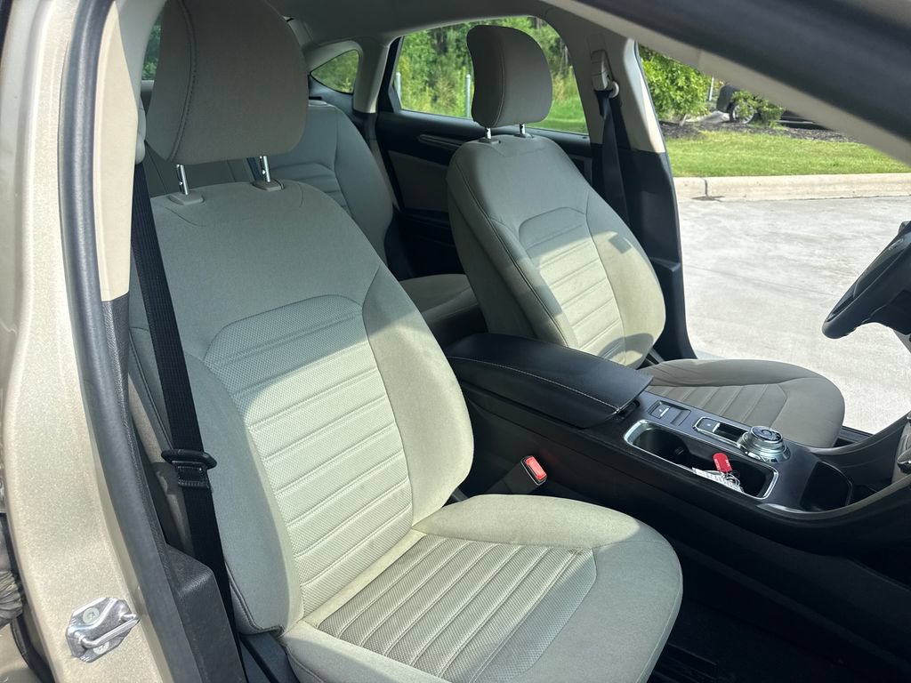 Used 2019 Ford Fusion S FWD image 34