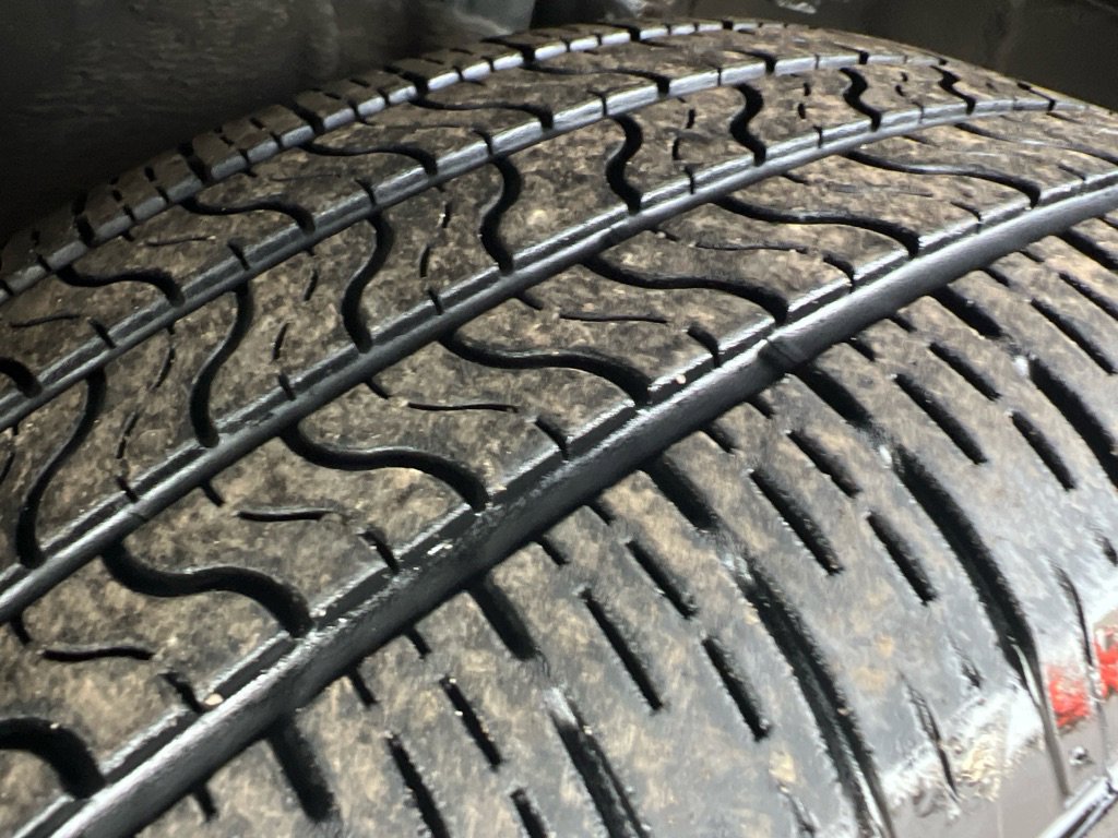 Used 2018 Toyota RAV4 LE image 43