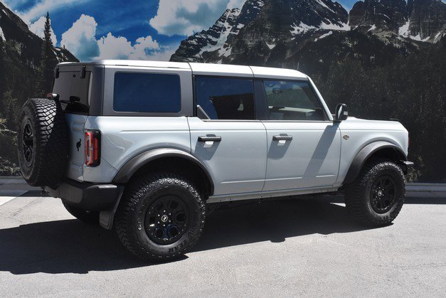 Used 2024 Ford Bronco Wildtrak AWD/4WD image 3