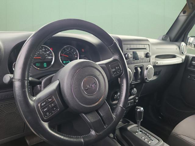 Used 2013 Jeep Wrangler Rubicon w/ PWR Convenience Group image 24