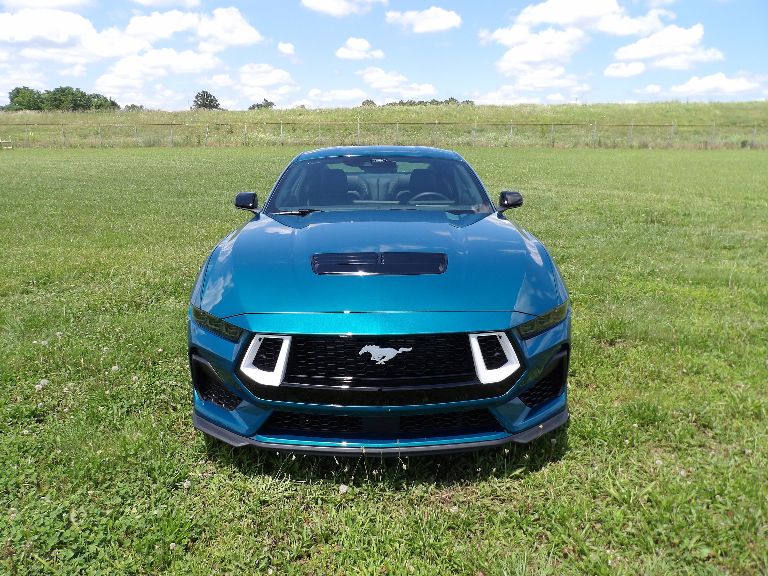 New 2026 Ford Mustang GT Premium w/ GT Performance Package RWD image 3