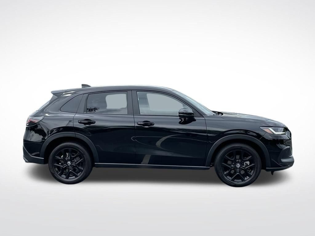 Used 2025 Honda HR-V Sport image 7