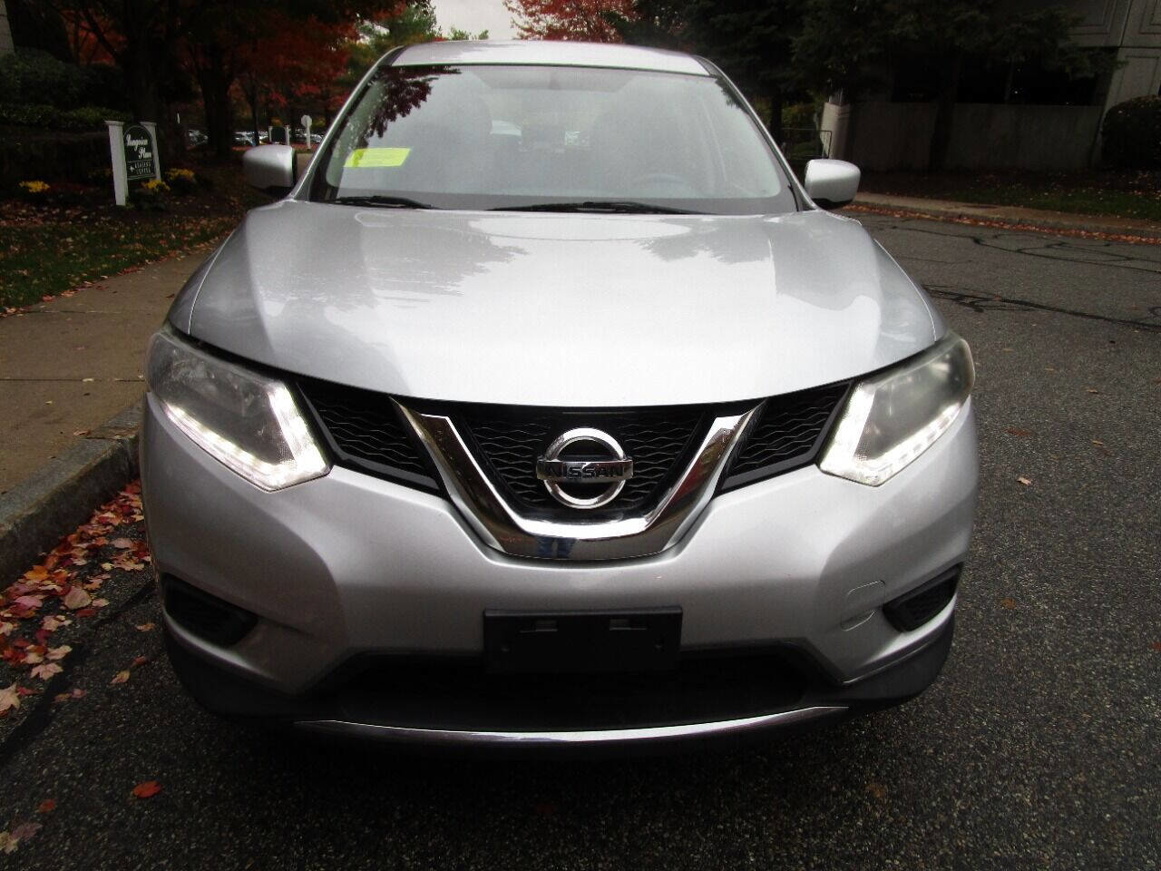 Used 2016 Nissan Rogue S image 10