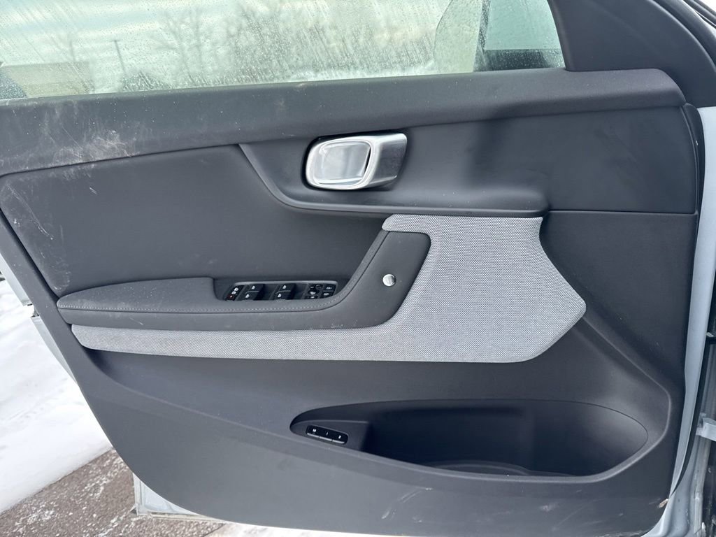 Used 2022 Polestar Polestar 2 Long Range Dual Motor w/ Pilot Package image 9