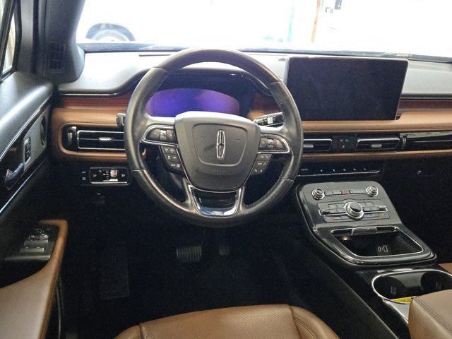 Used 2023 Lincoln Nautilus Reserve w/ Equipment Group 201A AWD/4WD image 17