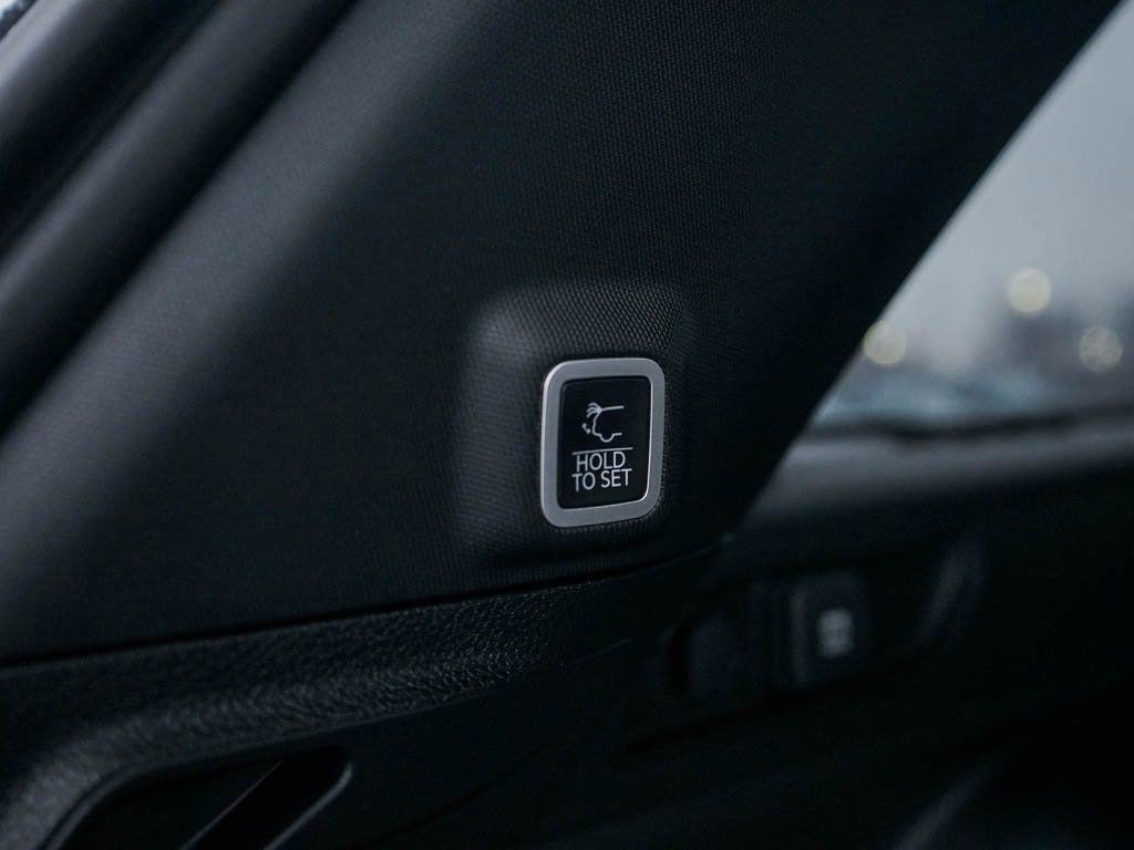 New 2025 Jeep Grand Cherokee Laredo X image 8