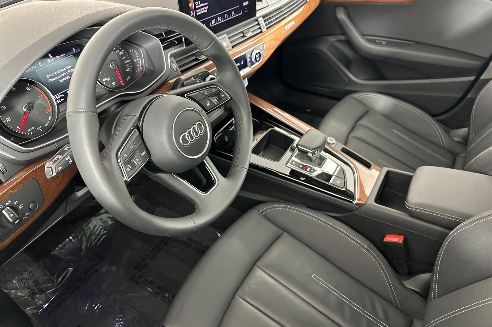 Used 2023 Audi A4 2.0T Premium w/ Convenience Package image 9