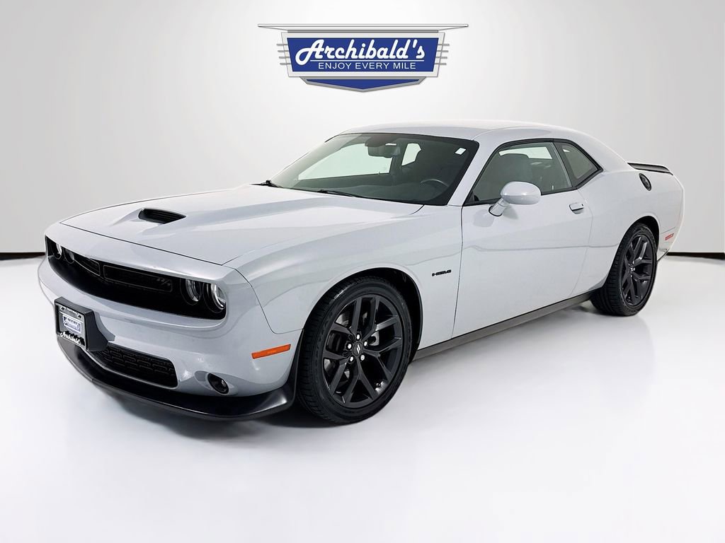 Used 2022 Dodge Challenger R/T w/ Blacktop Package image 3
