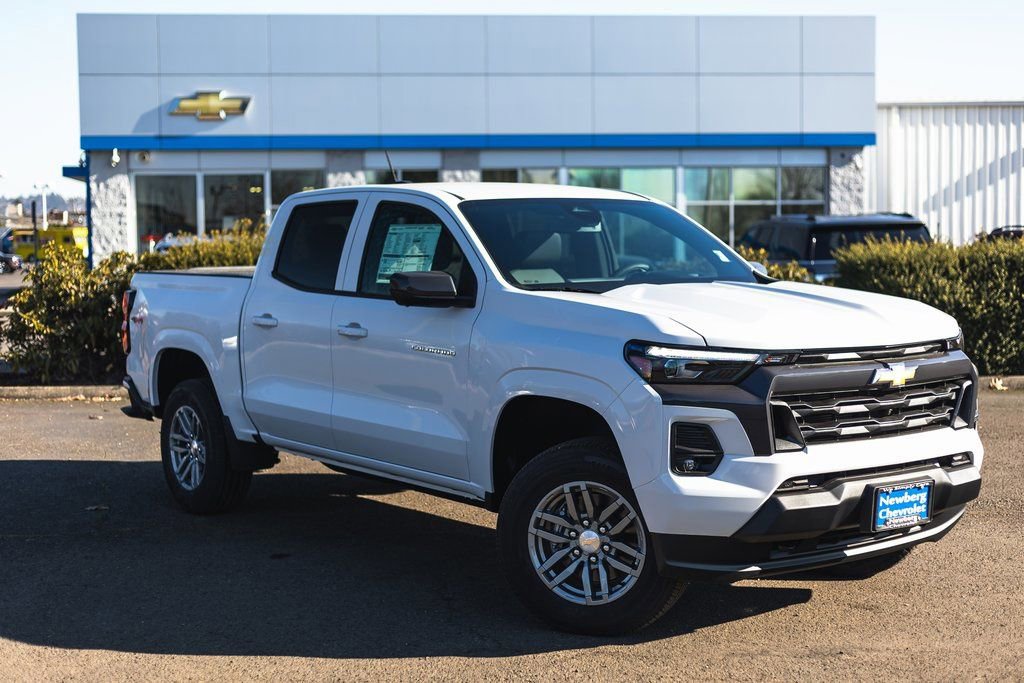 New 2025 Chevrolet Colorado LT w/ LT Convenience Package image 1