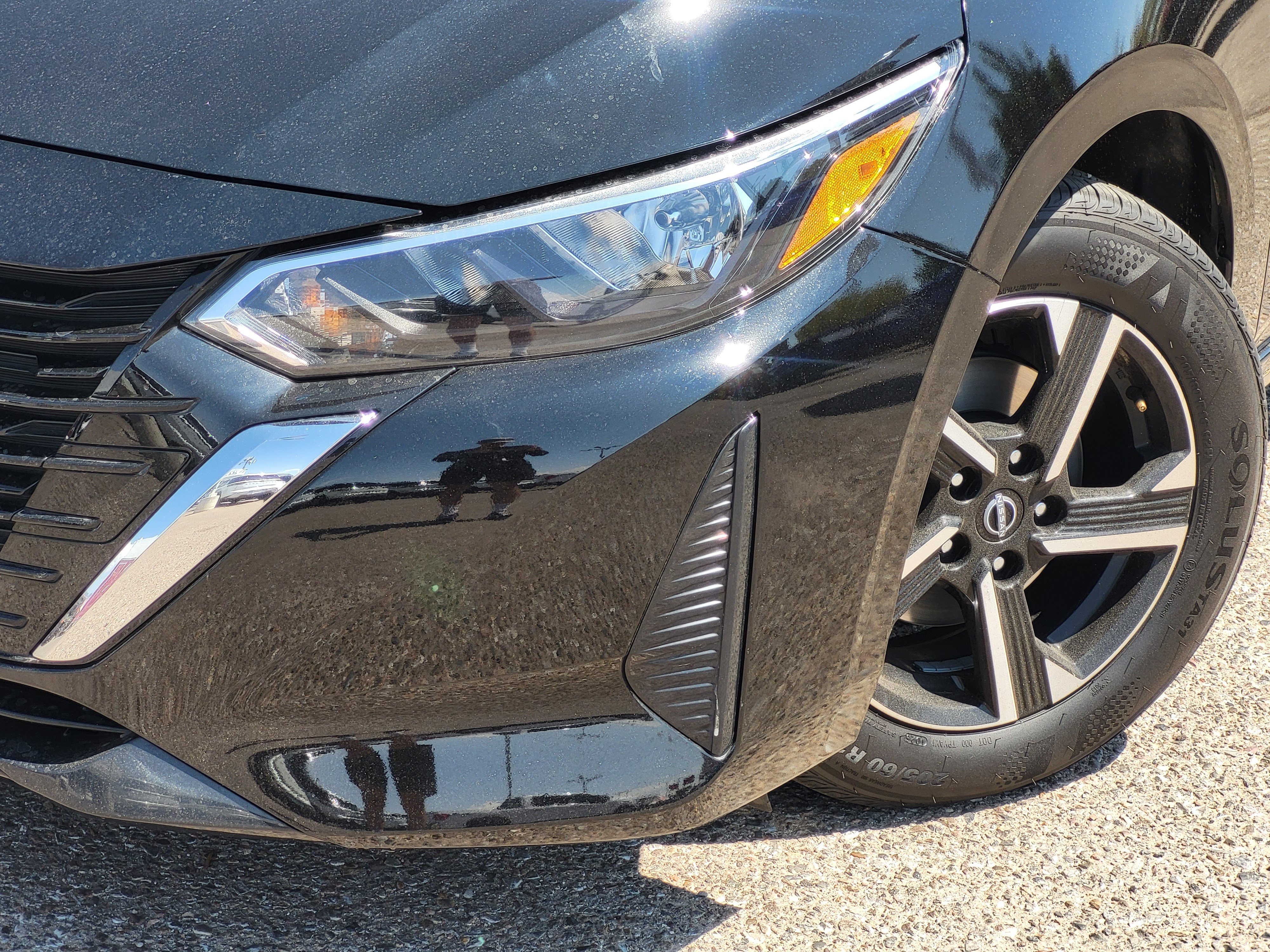 Certified 2025 Nissan Sentra SV FWD image 8