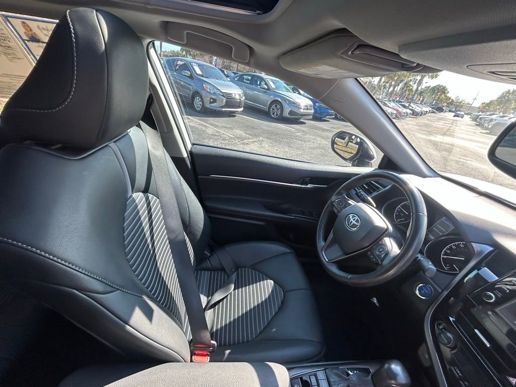 Used 2024 Toyota Camry SE w/ Audio Upgrade Package image 26