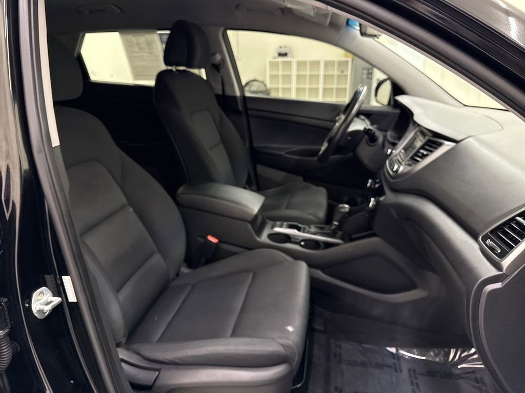 Used 2017 Hyundai Tucson Sport AWD/4WD image 21