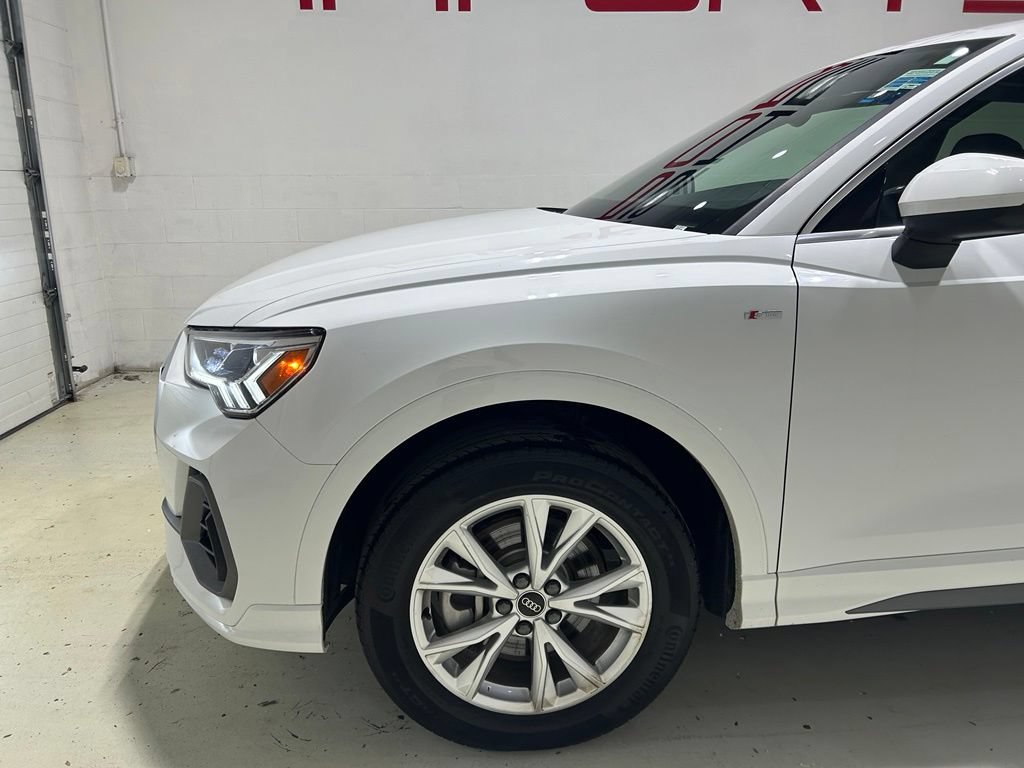 Used 2025 Audi Q3 2.0T Premium AWD/4WD image 3