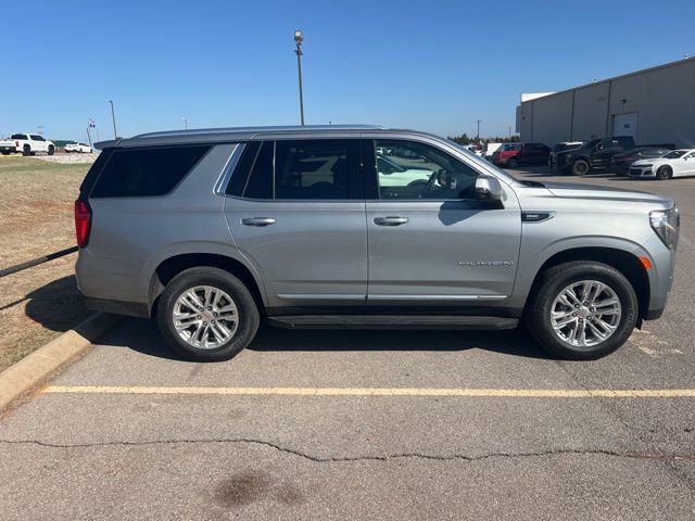 Used 2024 GMC Yukon SLT w/ SLT Luxury Package image 8