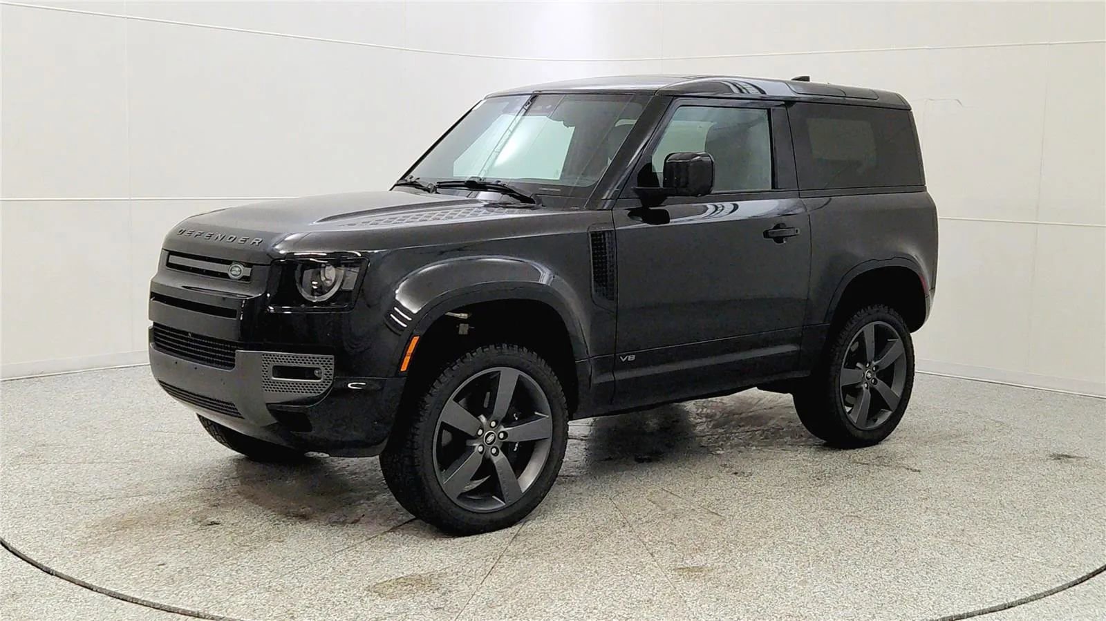 Used 2022 Land Rover Defender 90 V8 image 3