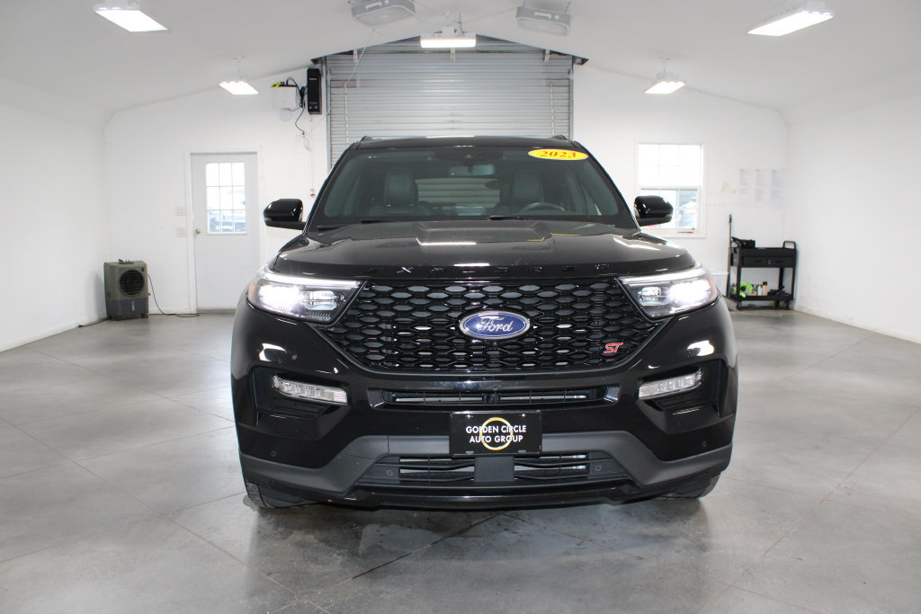 Used 2023 Ford Explorer ST w/ Equipment Group 401A AWD/4WD image 3