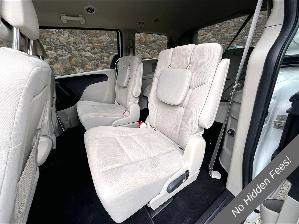 Used 2019 Dodge Grand Caravan SE w/ UConnect Hands-Free Group FWD image 20