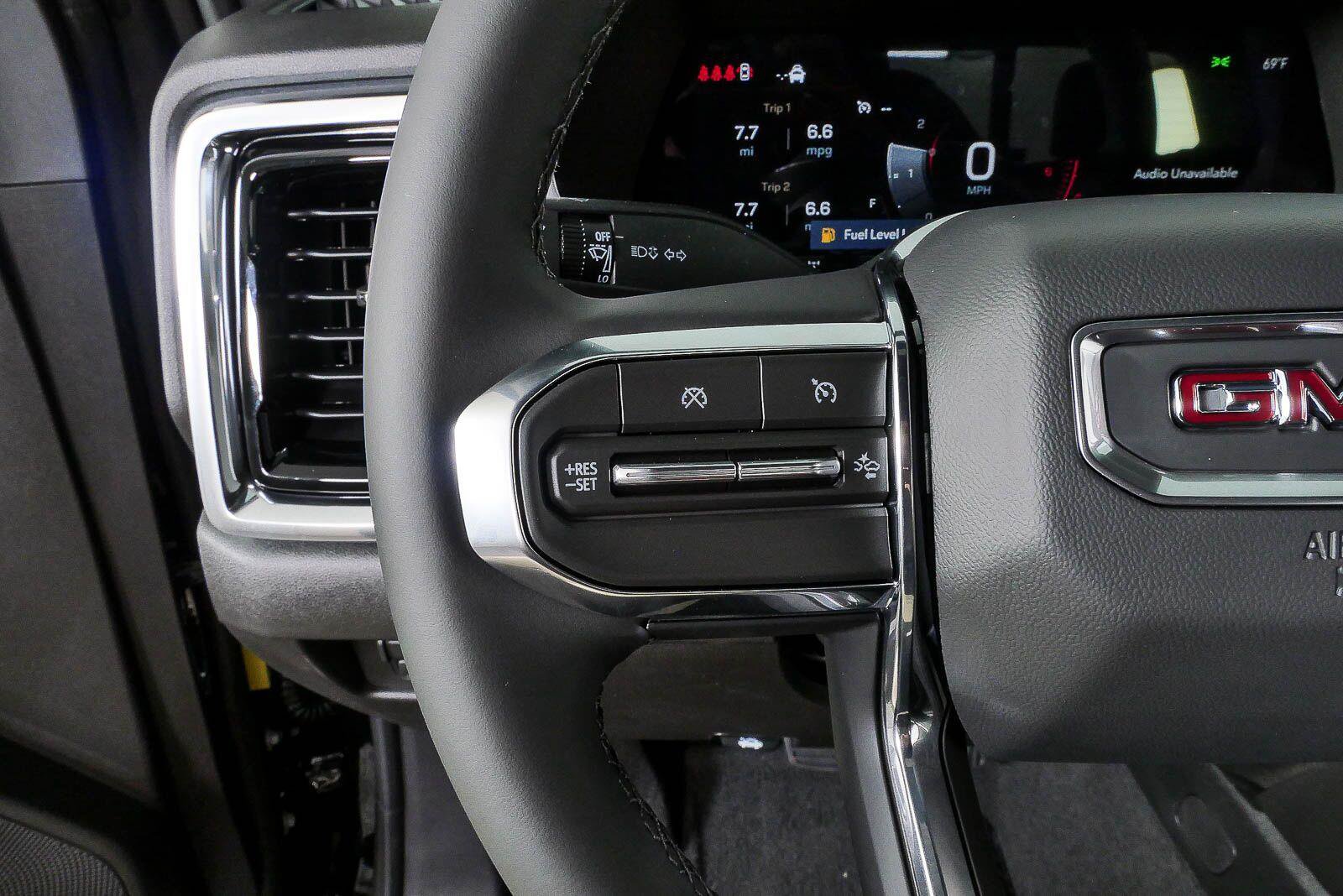 New 2026 GMC Canyon Elevation w/ Convenience Package AWD/4WD image 9