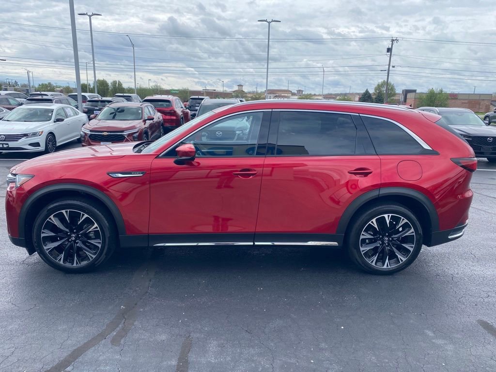 Used 2024 MAZDA CX-90 Plug-In Hybrid w/ Premium Plus image 4