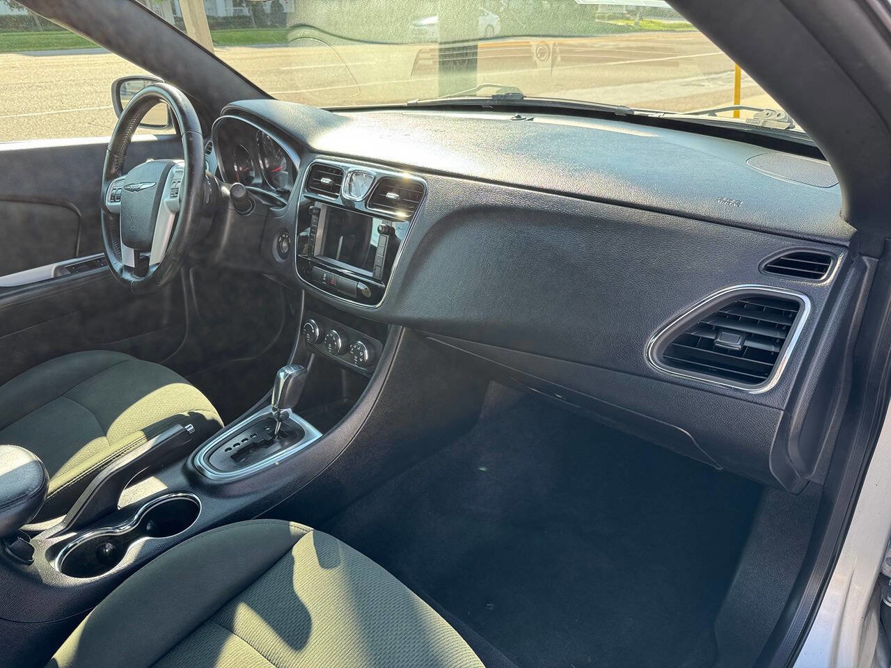Used 2012 Chrysler 200 Touring image 15