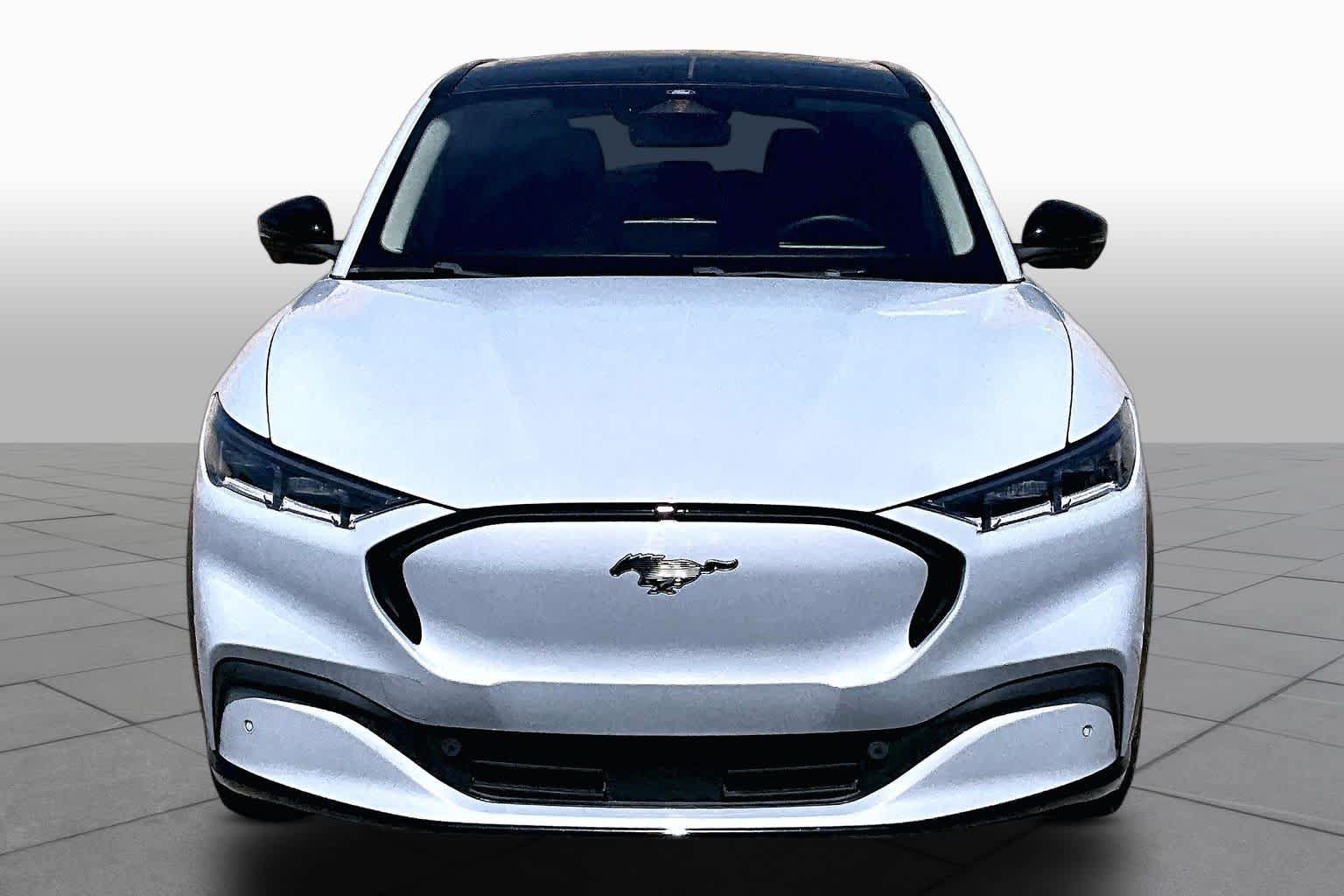 Used 2023 Ford Mustang Mach-E Premium AWD/4WD image 3