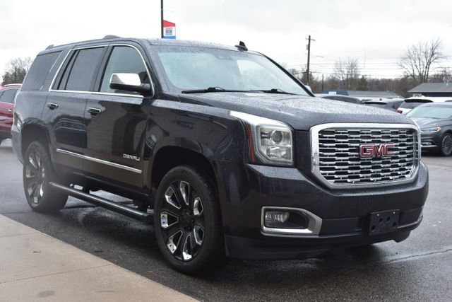 Used 2020 GMC Yukon Denali w/ Denali Ultimate Black Edition AWD/4WD image 12