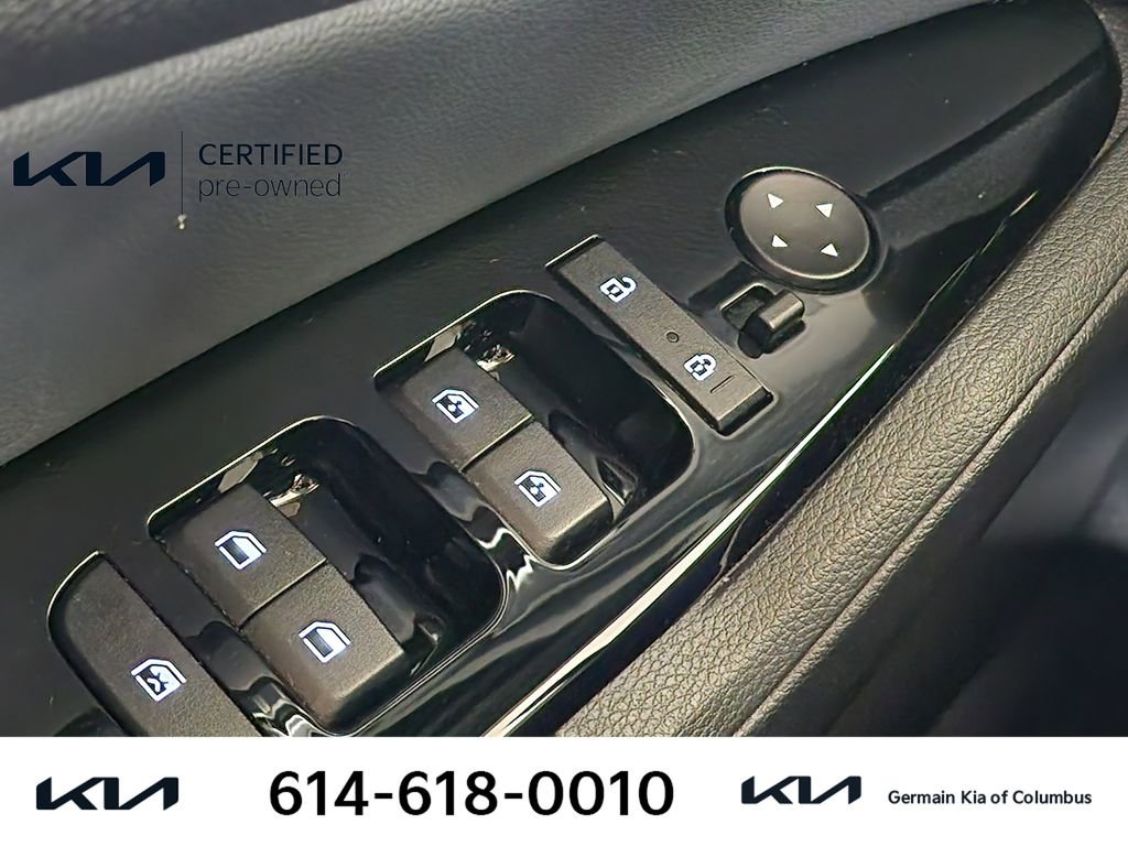Certified 2025 Kia Sportage EX image 25