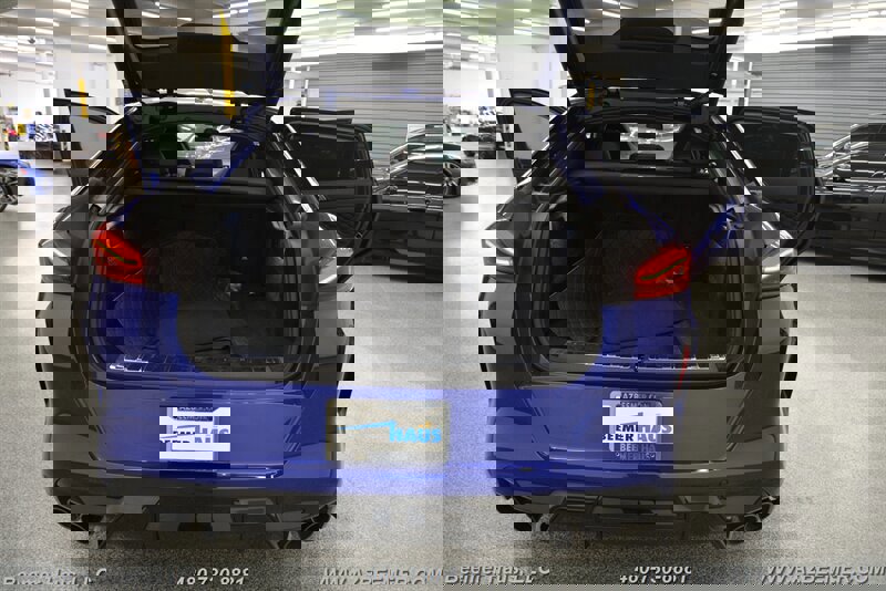 Used 2025 BMW X6 M Competition w/ Executive Package image 40