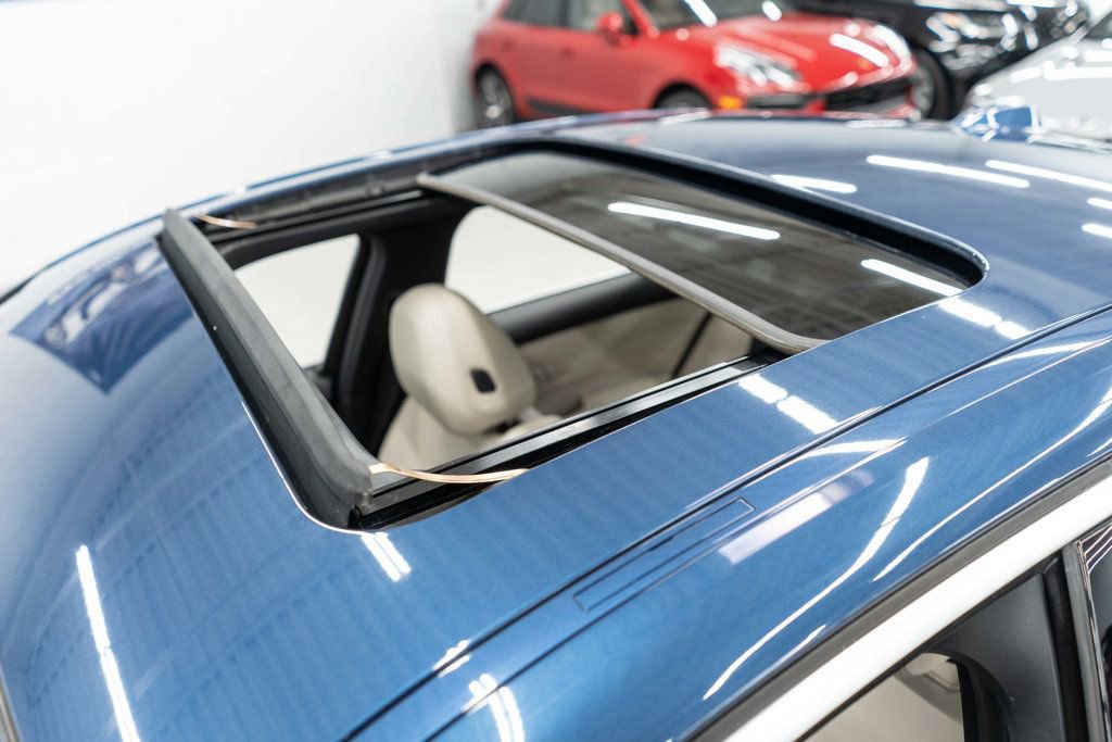 Used 2023 BMW 330e xDrive w/ Premium Package image 53