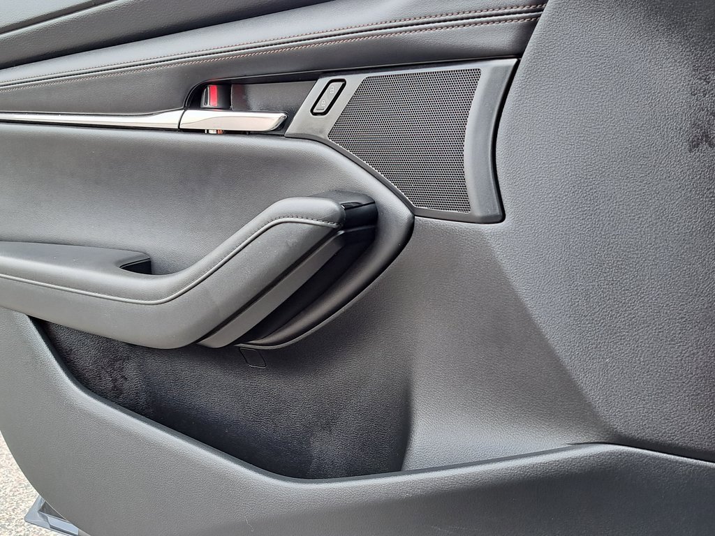 Used 2023 MAZDA MAZDA3 s image 21