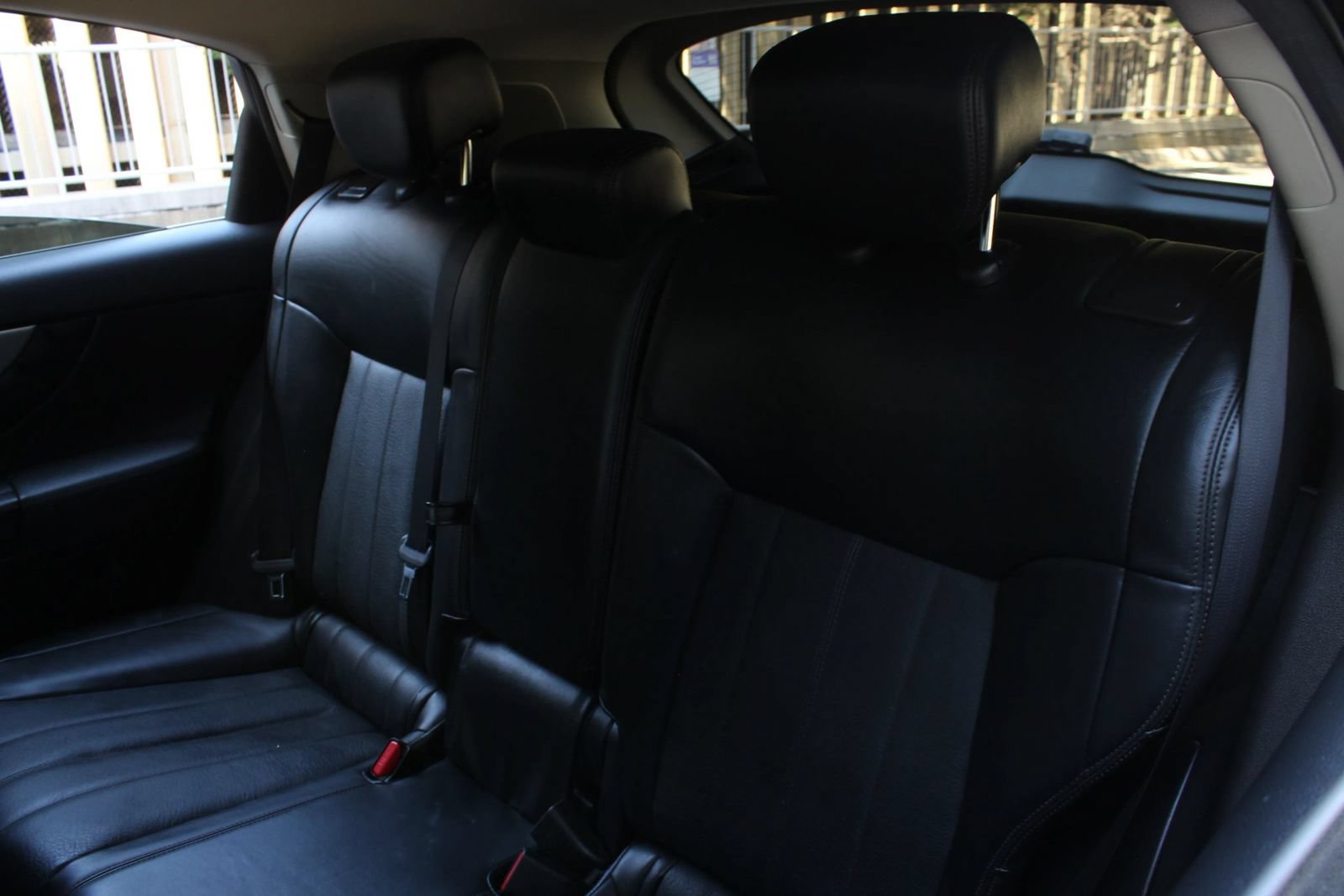 Used 2016 INFINITI QX70 AWD image 18