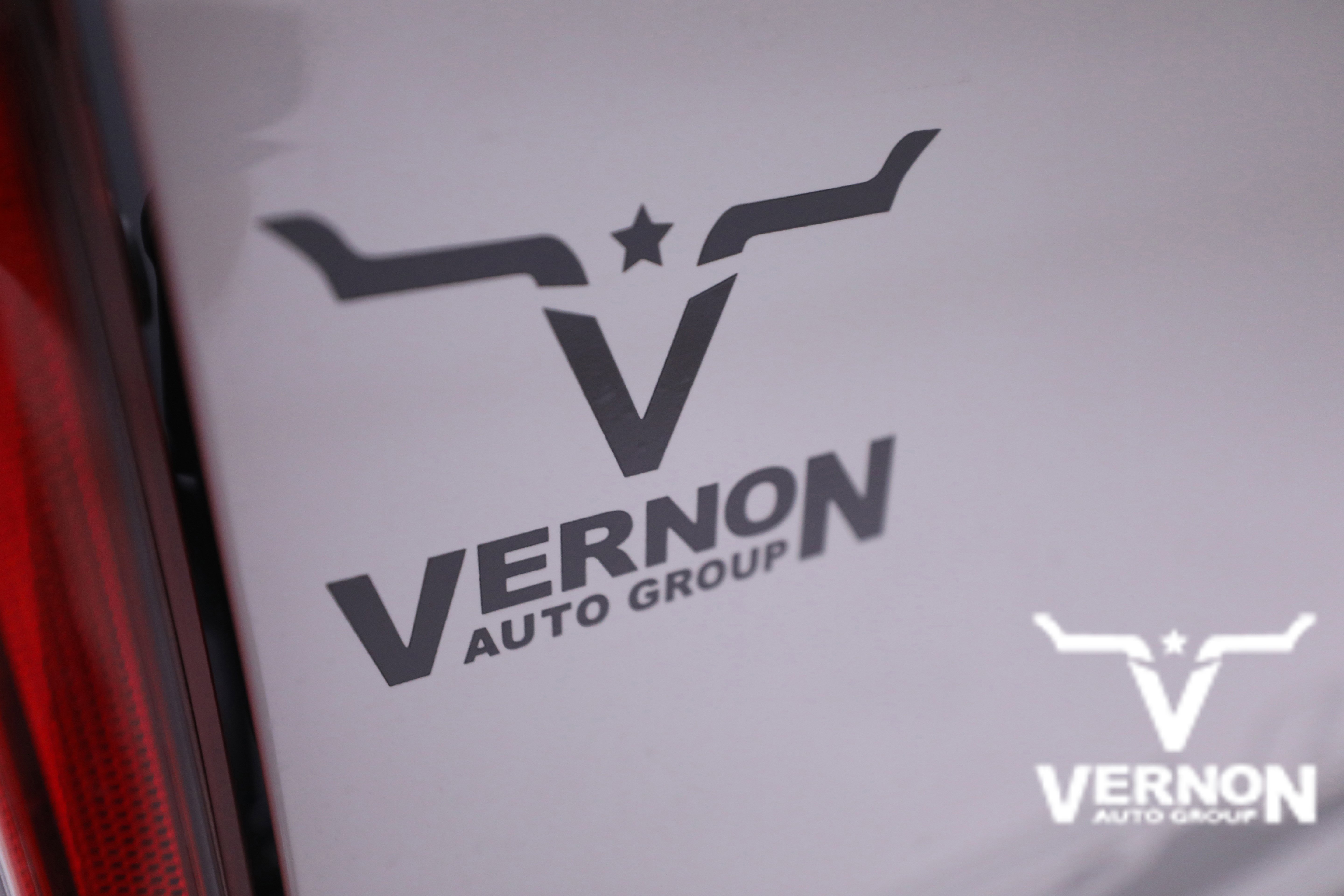 New 2026 Ford F250 Lariat w/ Chrome Package image 13