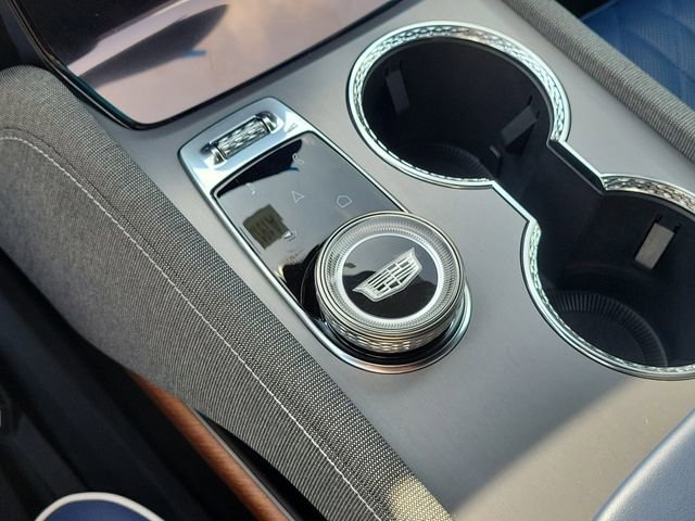 New 2026 Cadillac Vistiq Premium Luxury w/ LPO, Floor Liner Package image 16