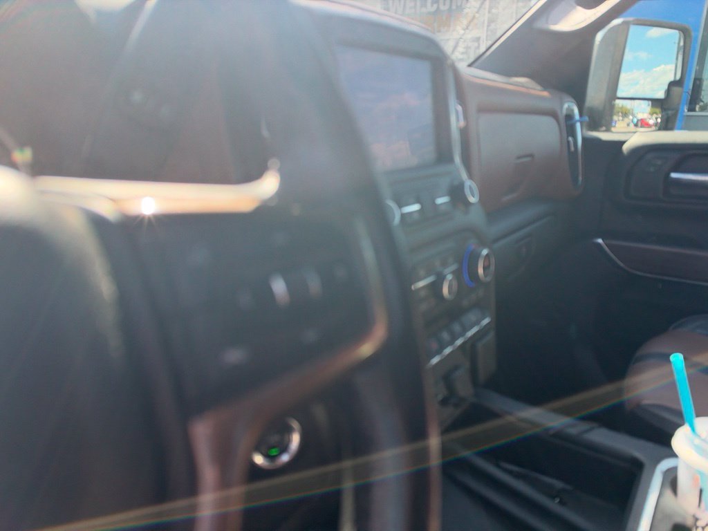 Used 2020 Chevrolet Silverado 2500 High Country w/ Safety Package II AWD/4WD image 11