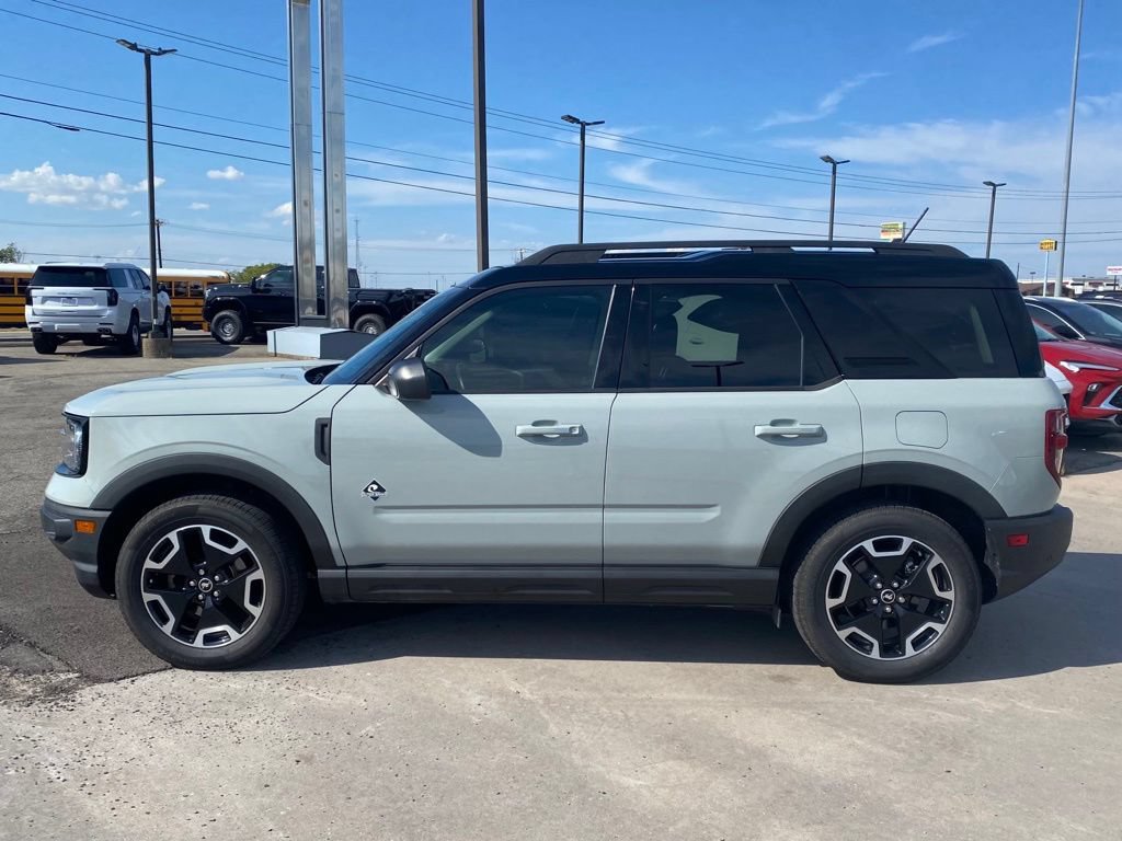 Used 2021 Ford Bronco Sport Outer Banks AWD/4WD image 2