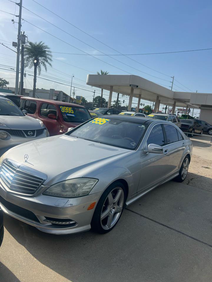 Used 2011 Mercedes-Benz S 550 w/ Sport Pkg Plus One image 2