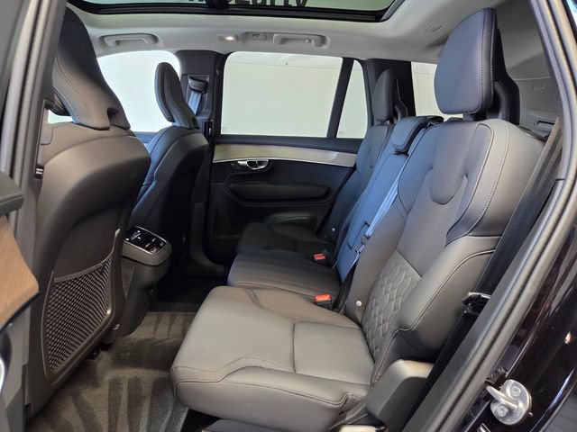 New 2026 Volvo XC90 B5 Core AWD/4WD image 12