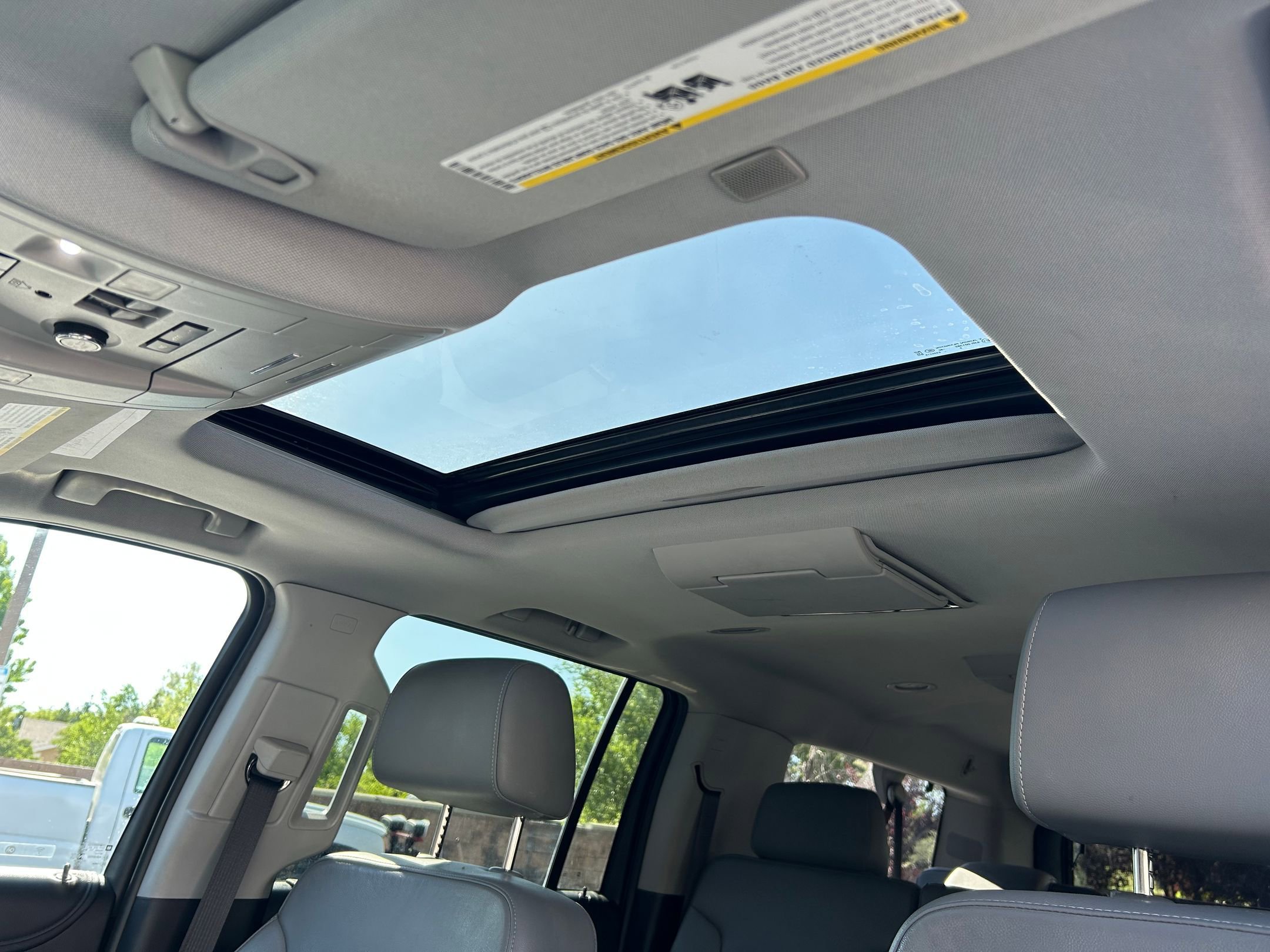 Used 2020 Chevrolet Suburban LT AWD/4WD image 30