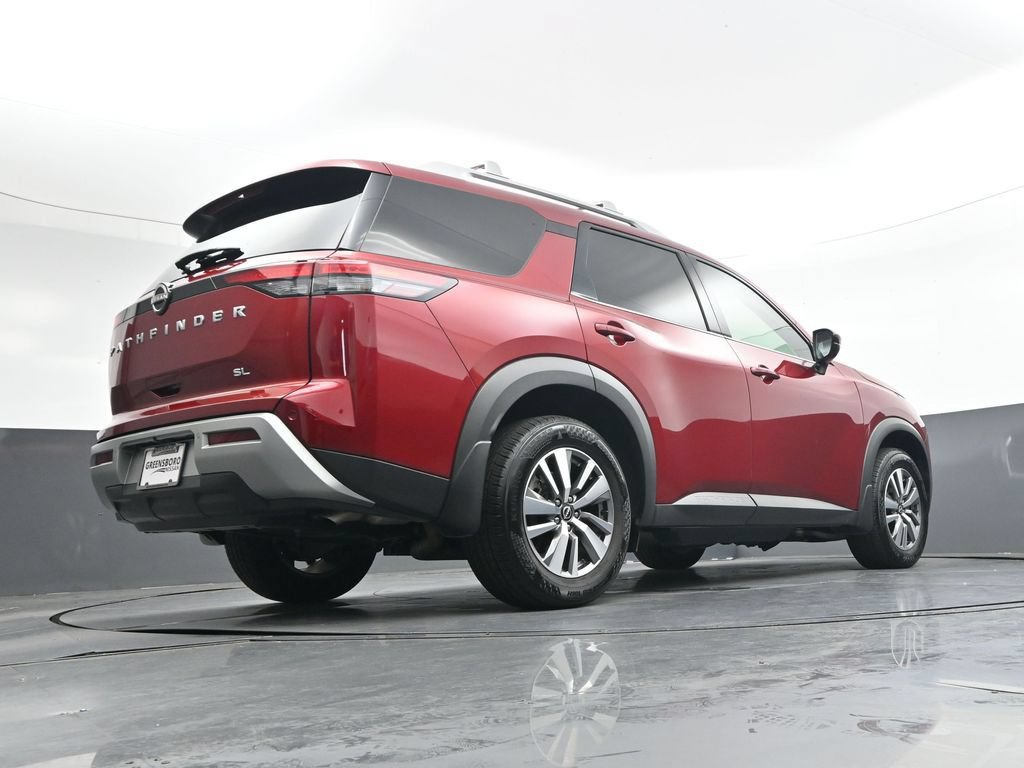 Used 2023 Nissan Pathfinder SL FWD image 34